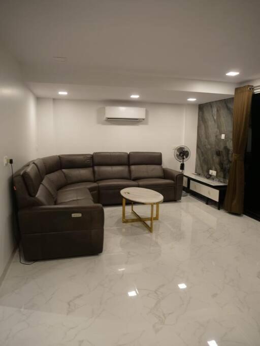 Stayhaven Starmount 4Bhk & Pool Mumbai Dış mekan fotoğraf