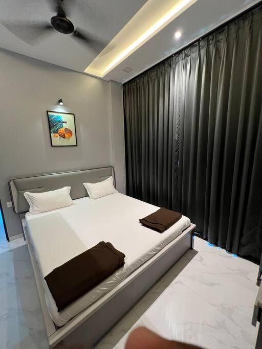 Stayhaven Starmount 4Bhk & Pool Mumbai Dış mekan fotoğraf